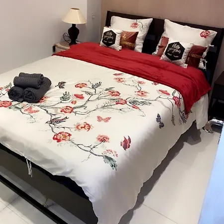 Privat bolig Room, 50m To The Finikoudes *