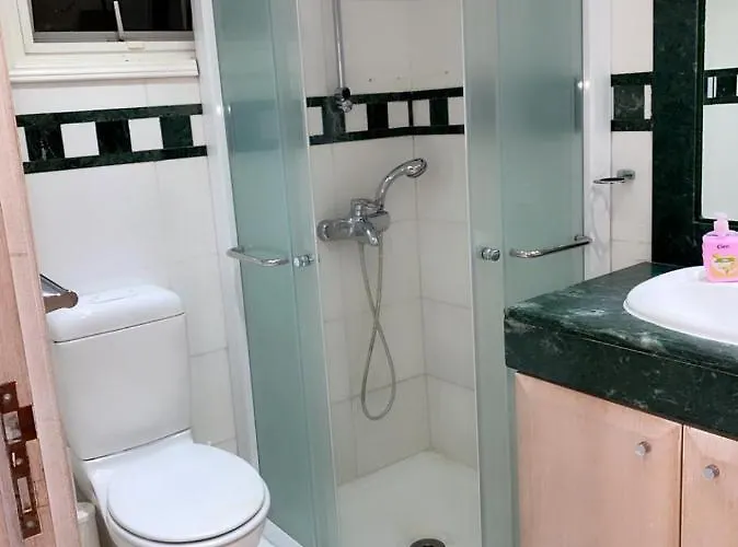 Room, 50m To The Finikoudes *